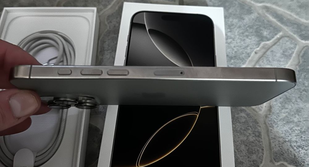 iPhone 16 Pro Max 256GB