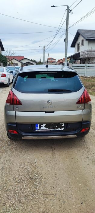 Vând Peugeot 3008 Hybrid