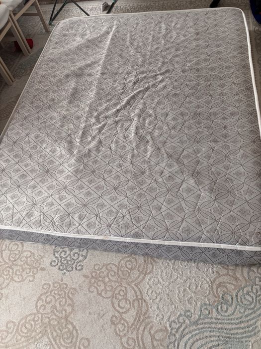 Продам матрас двуспальный