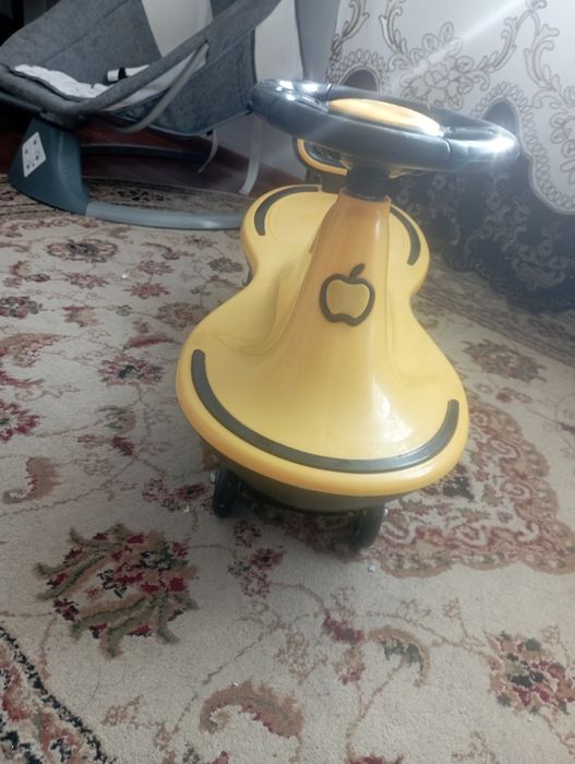 Машина для мальчиков и для девочек