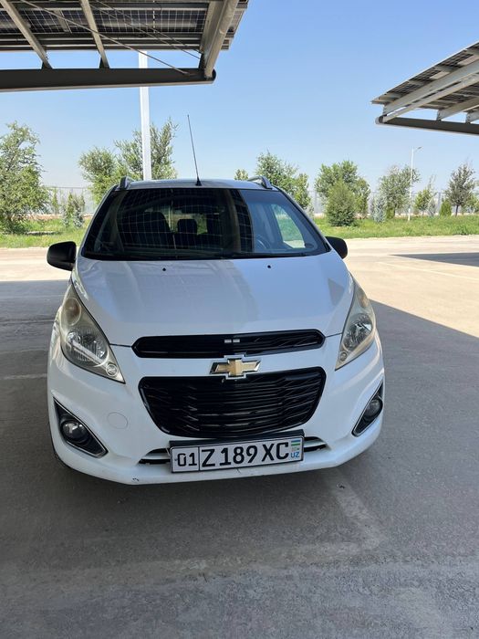 Srochniy spark sotiladi