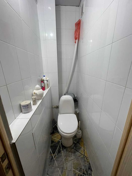 Продам 2 комнатную на Шанхае