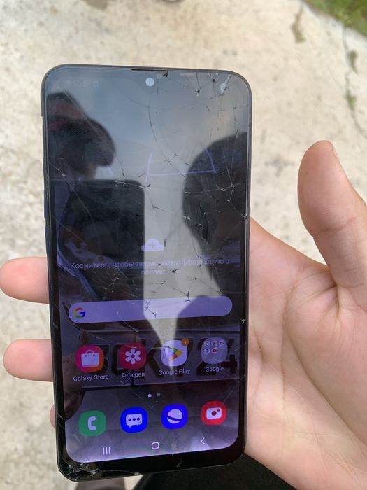 Samsung.  A10s arxini kelishamiz