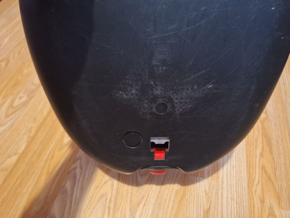 Продавам запазен куфар