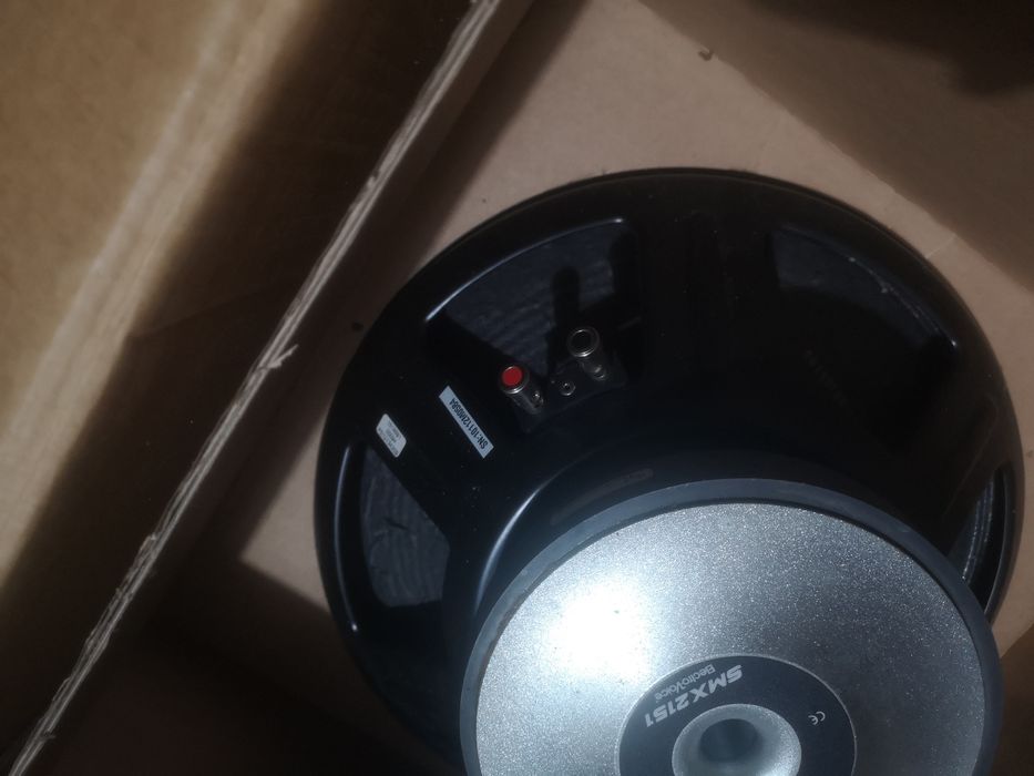 Difuzor 18 eighteen sounds