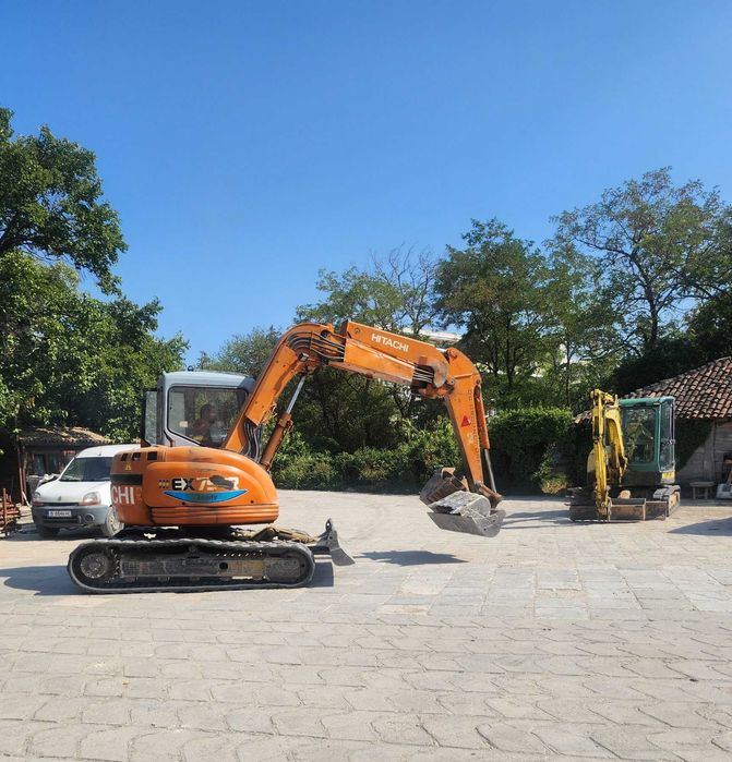 Продавам багер Hitachi