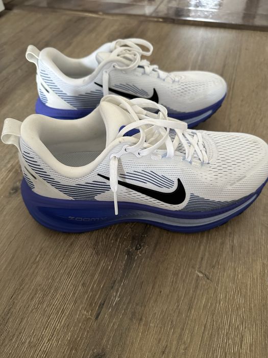 Nike Vomero Plus 41