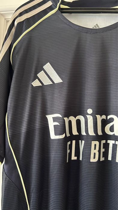 Tricou real madrid