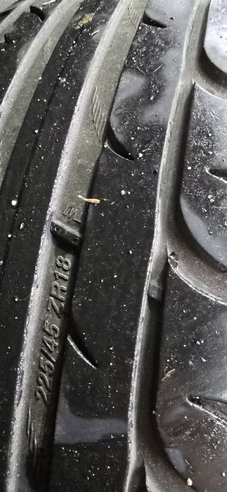 Set 4 anvelope de vara 18" Hankook si Riken