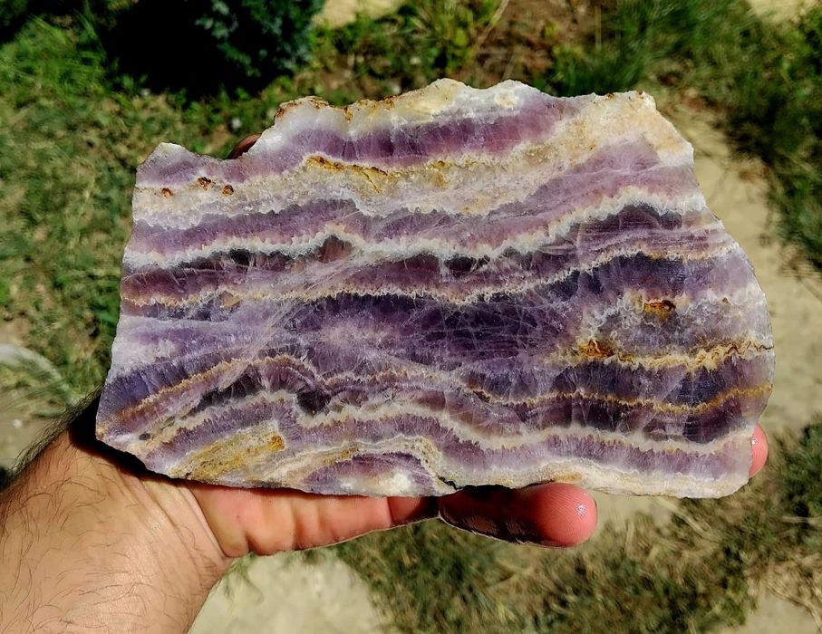 Български кристали, минерали и полу скъпоценни камъни