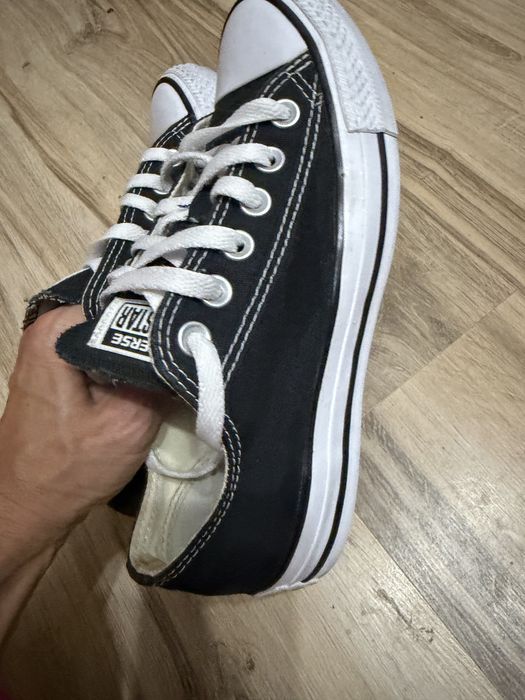 Оригинални черни класически кецове Converse ! 37 н