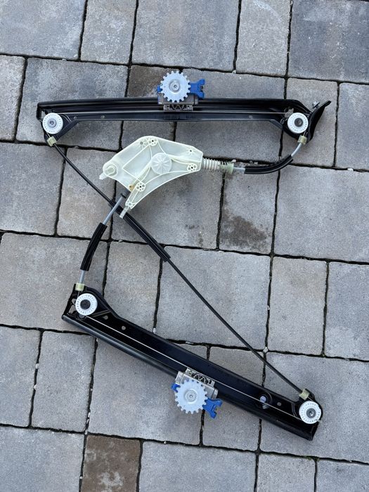 G32 части От предна и задна Ляви врати 630GT 2020г