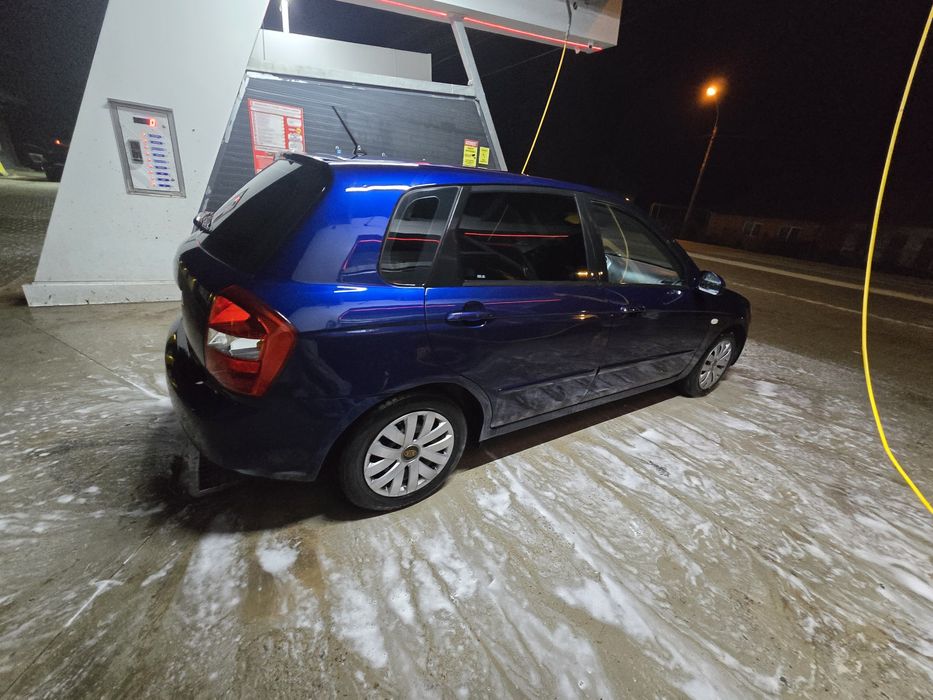 Vând Kia  1.5 Crdi