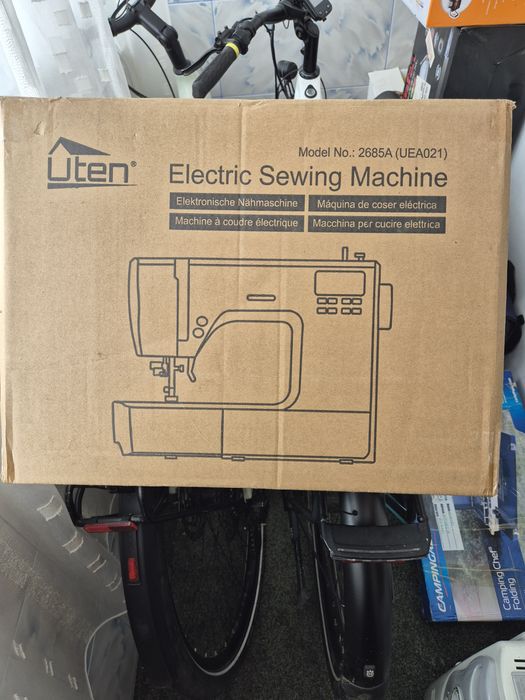 Masina de cusut noua.