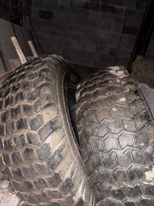 Продам покрышки от трактора