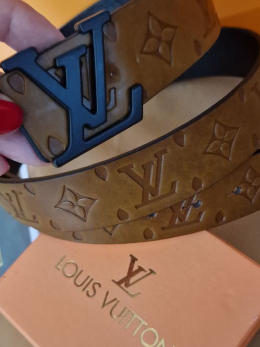 Curea Louis Vuitton unisex, logo metalic negru, new model