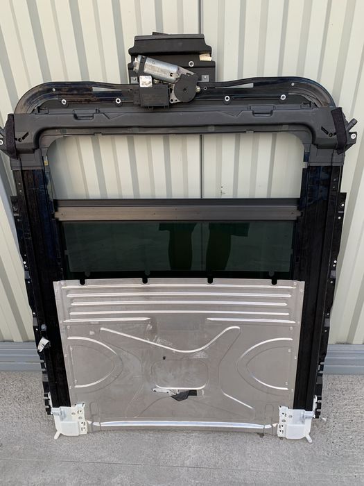 Люк стекляный Бмв & Bmw