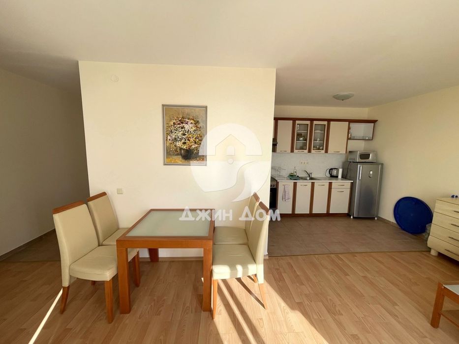 Продава се Двустаен апартамент в Свети Влас - 76 кв.м за 638 €/кв.м - Снимка #3