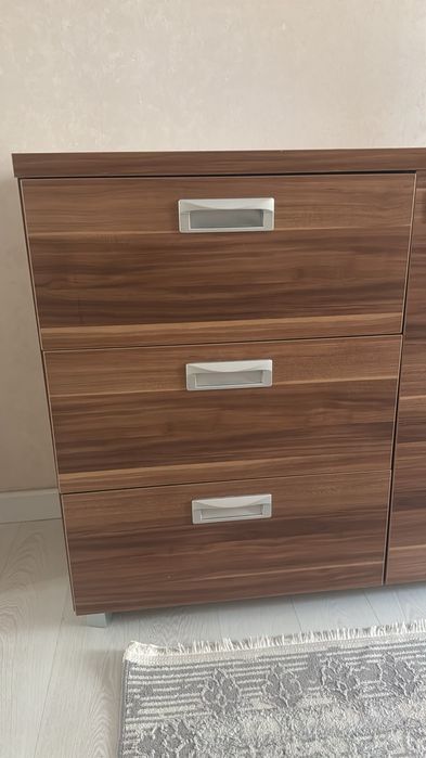 Комод из чистого дерева