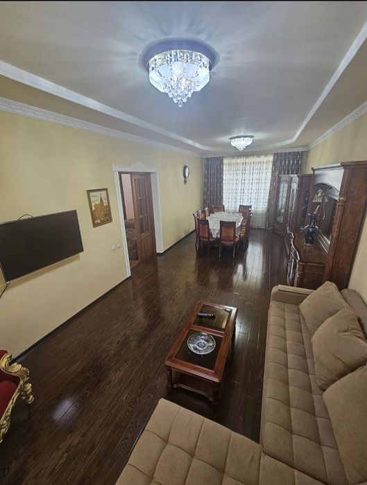 Дурмон махалласи евроуй 6 хона 6 сотих.