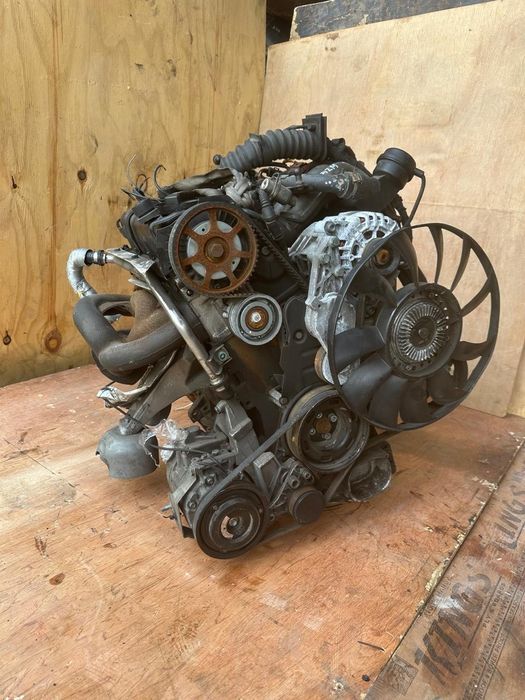 Двигатель Volkswagen Passat 2.0l AZM