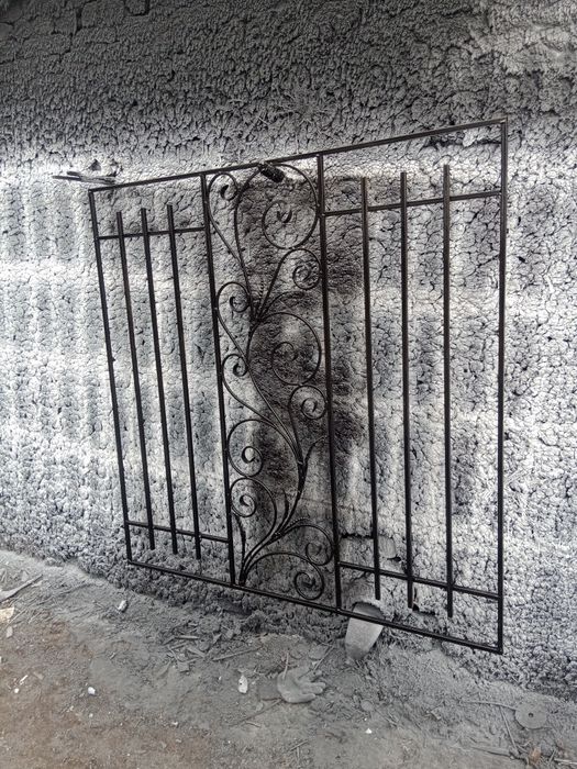 Решётки на окна металлические