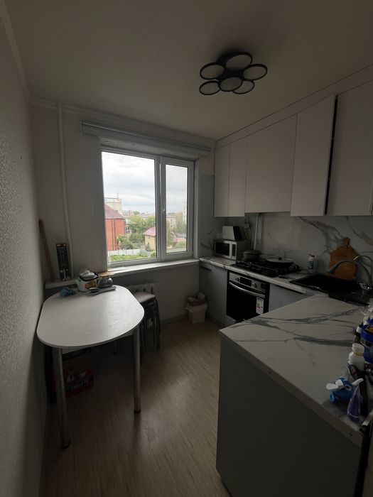 продам 3-ех комнатную квартиру