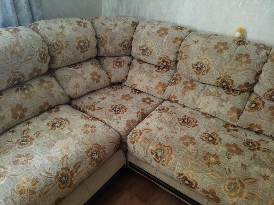 Продается угловой диван