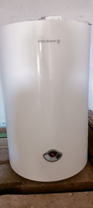 Аристон, бойлер, водонагреватель