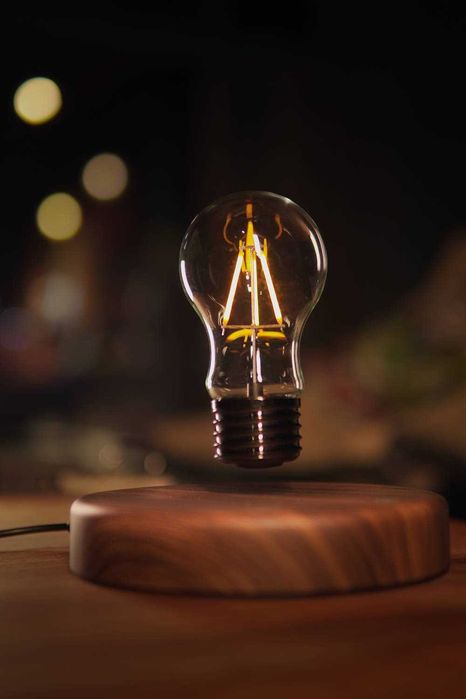 Левитираща лампа