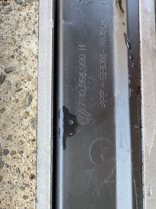 Лайсни - предна и задна дясна врата Шаран 2010 - / VW Sharan