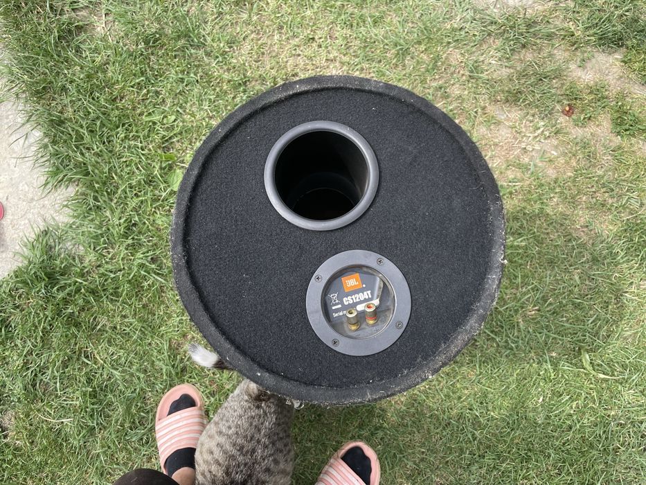 Vand/Schimb subwoofer jbl