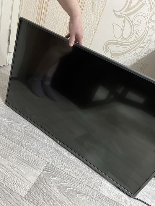 Продам телевизор LG 109