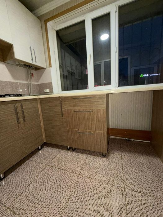 Срочно!!  Кухонный гарнитура