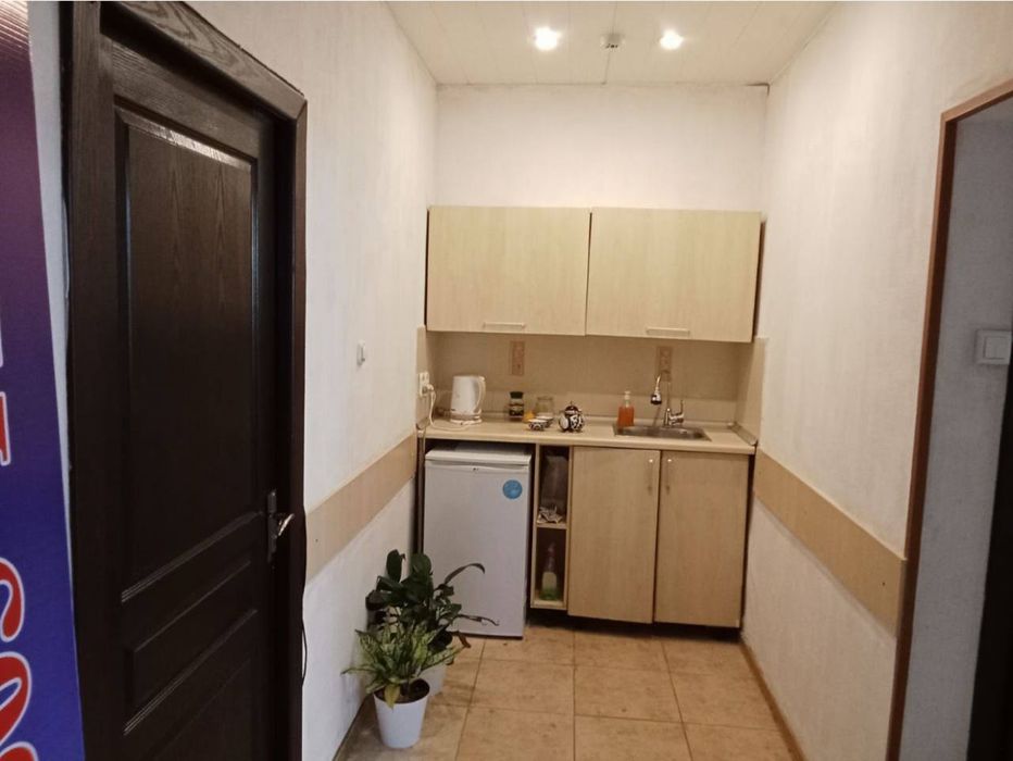 Офис, колл уентр, Учебный и др на м.Хамза 95 м2