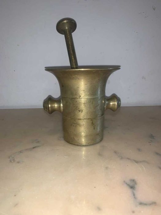 Mojar cu pistil din bronz masiv