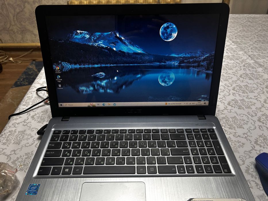 Продам ноутбук asus