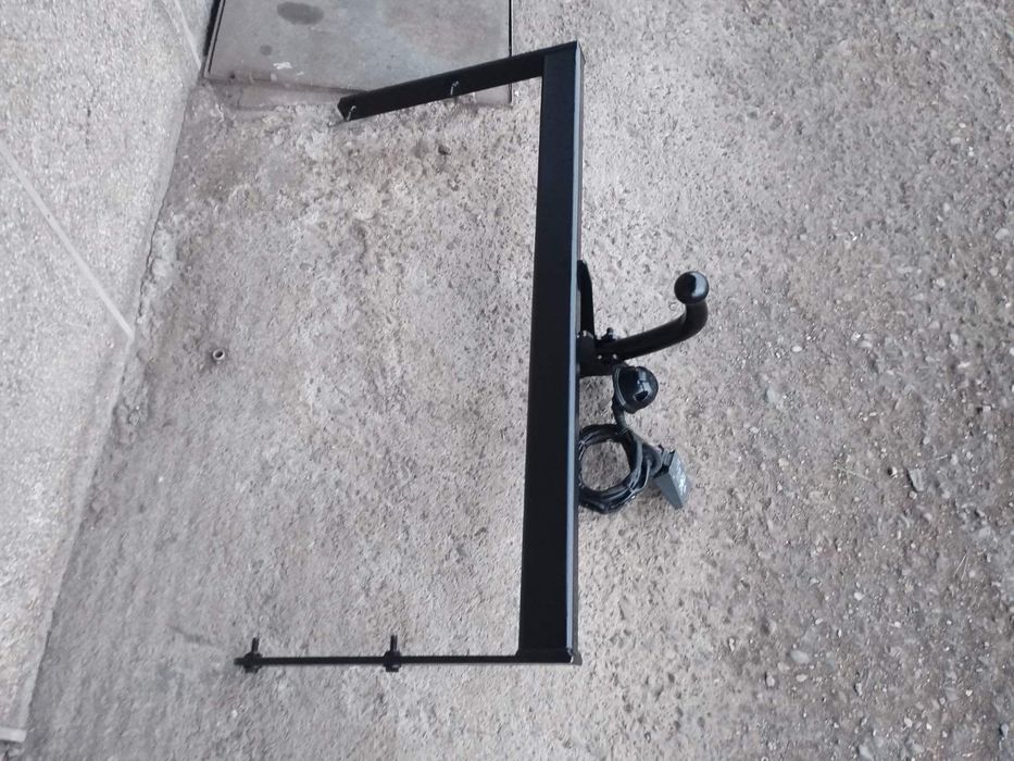 Теглич за VW Touran