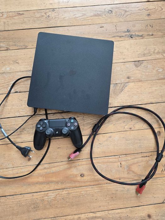 PS4 PlayStation 4 FORTNITE + 3 ИГРИ