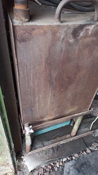 Продам ёмкость под ГСМ.