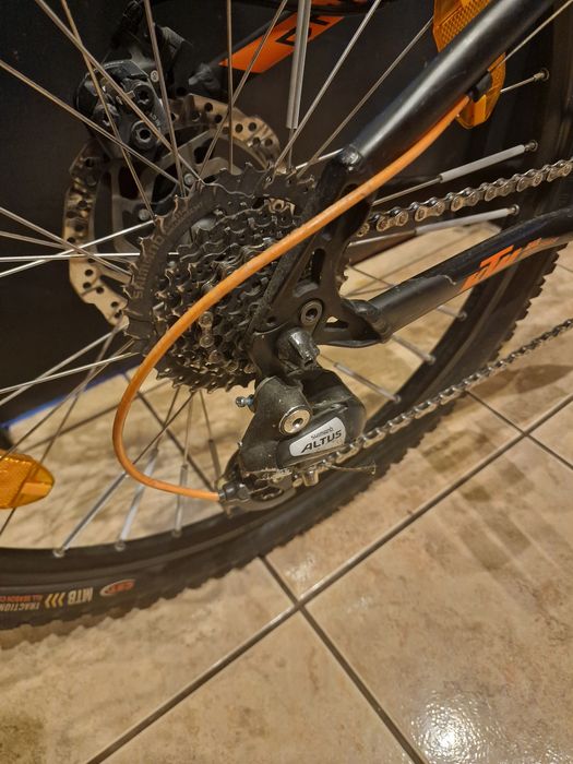 Bicicleta Mountain Bike KTM Wild Speed 24" – Frâne pe disc, Shimano Altus, stare excelentă