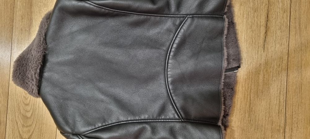 Кожено яке  Mango