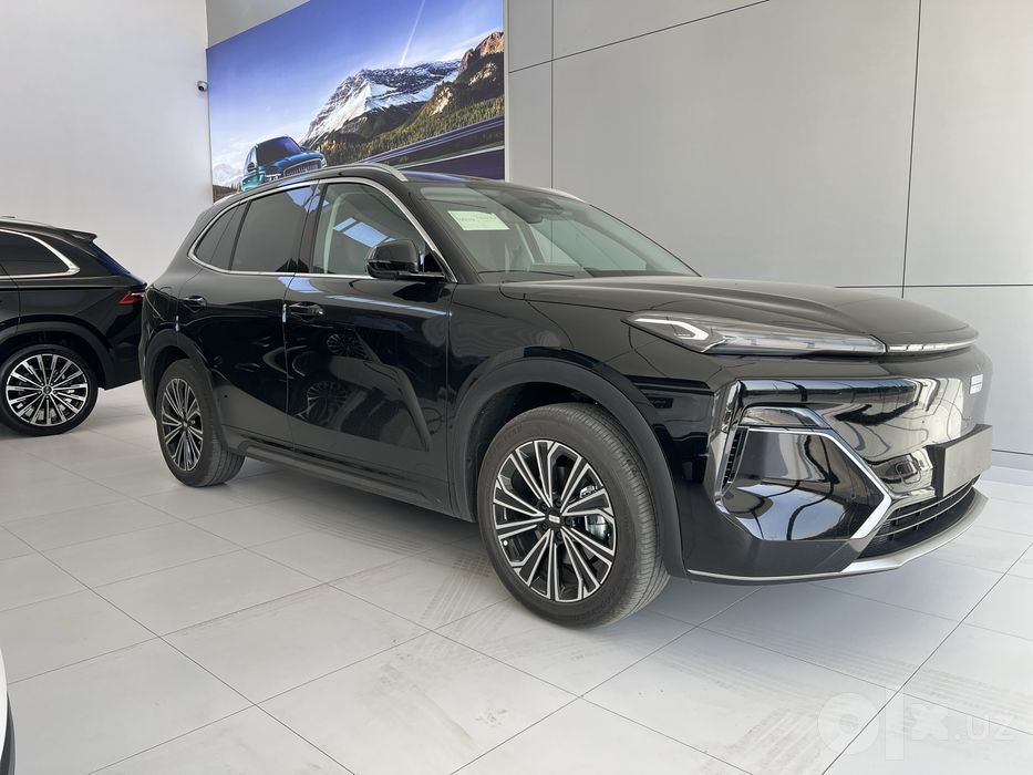 Продаётся Geely ex5 Em i Гибрид запас хода 1000+