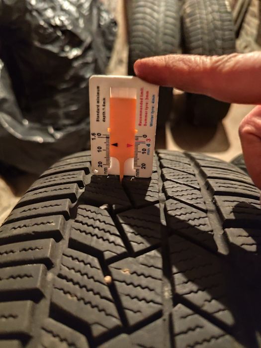 Оригинални  BMW  джанти  16" с датчици и