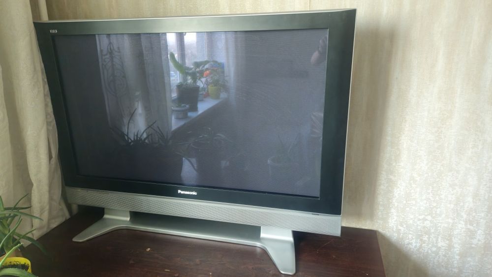 Продам телевизор