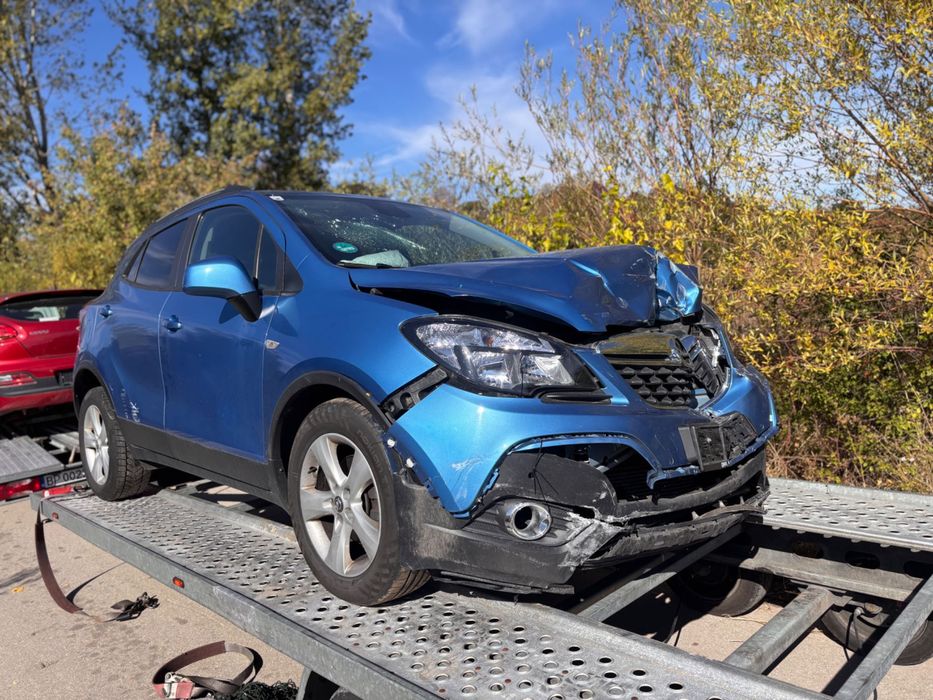 OPEL MOKKA на части