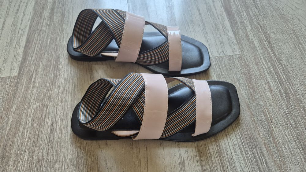 Дамски сандали Pollini