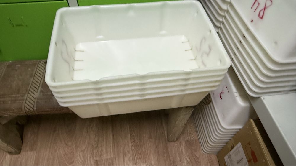 Ящики из прочной пластмассы