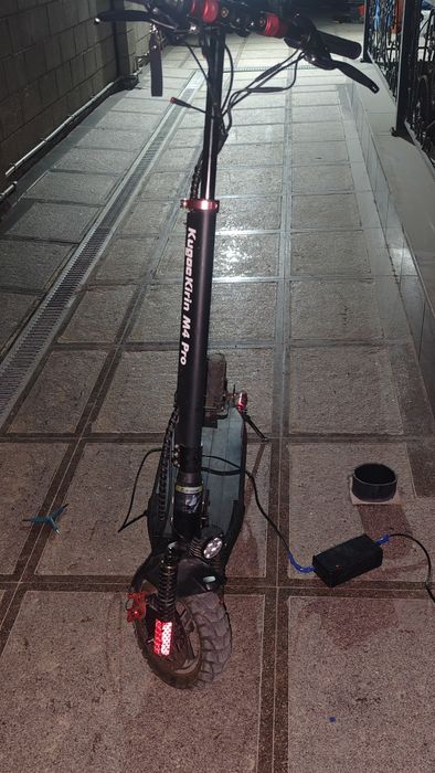 Продам Kugo m4 pro