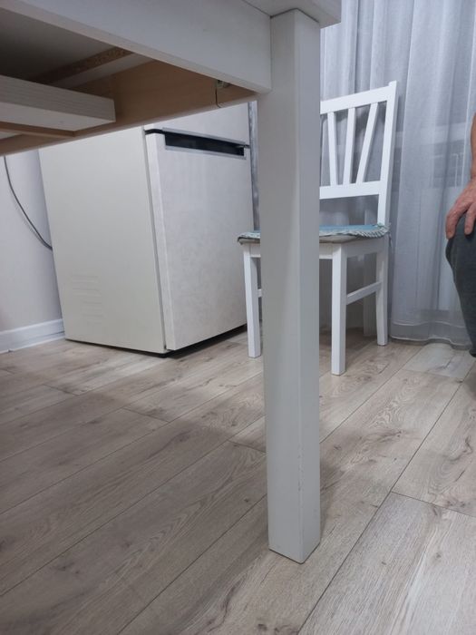 Продам кухонный стол